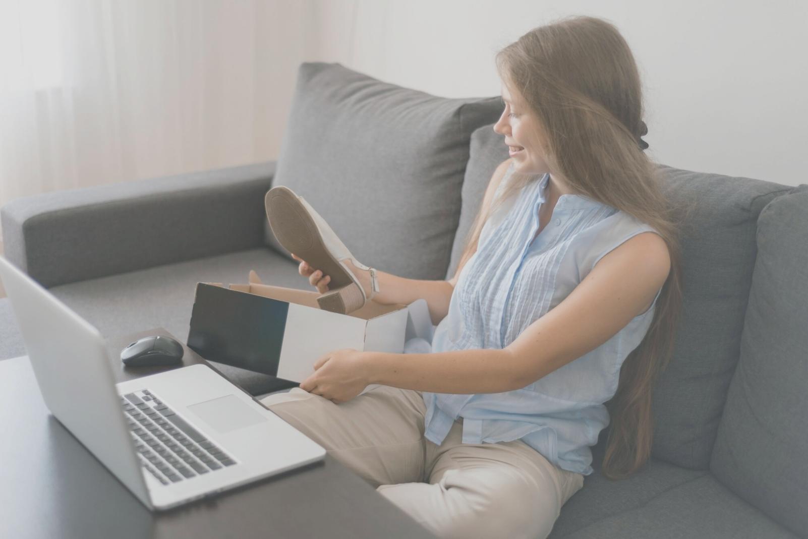 Sesión de trabajo grupal enfocada en desarrollo personal financiero