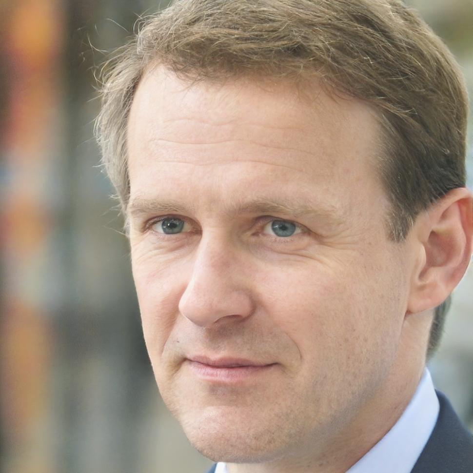 Retrato profesional de Damián Ruiz